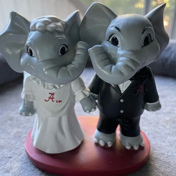 Alabama big Al and wife wedding cake topper - Picture 1 of 2